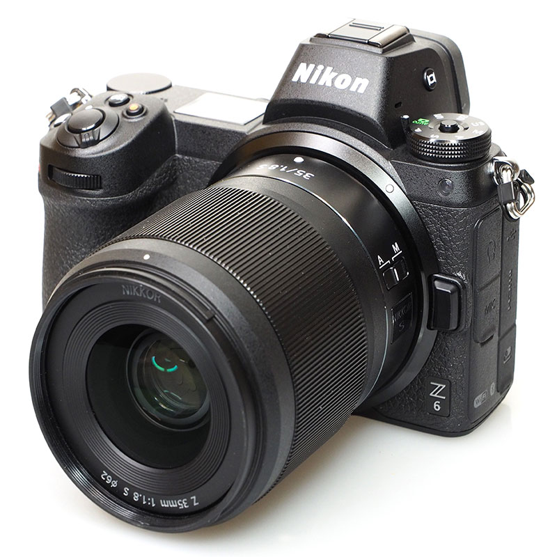 Nikon Z6 FX-Format NIKKOR Z 24-70mm